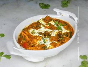 Matar Paneer
