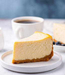 Original Newyork Style Cheesecake Slice