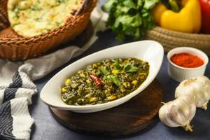 Corn Palak Lasooni