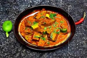 Veg Chaap Curry