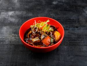 Chili Tenderloin With Red Onion