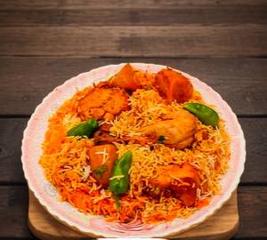 Hyderabadi Chicken Biryani 700 Gm Chicken 6 Pis