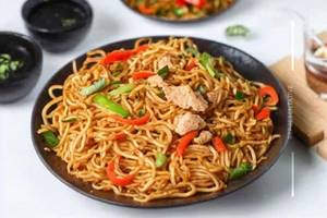 Chicken Schezwan Noodles