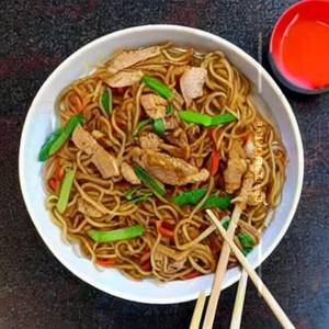 Chicken Hong Kong Noodles