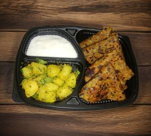 4 Thepla with aloo sukhi bhaji and Dahi