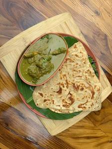 Chapati With Mutton Chops