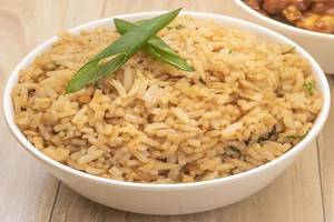 Fried Rice With Chilli Paneer