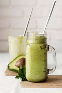Avocado Dates Shake