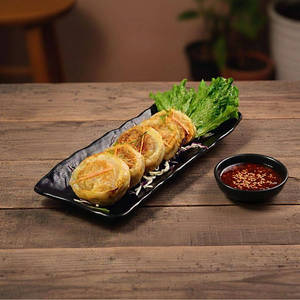 Kimchi Mandu (veg Momos) – 5 Pcs