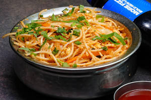 Schezwan Veg Noodles