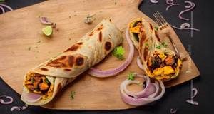 Egg Mashroom Tikka Roll