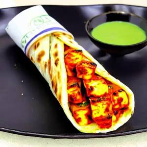 Egg Paneer Tikka Roll