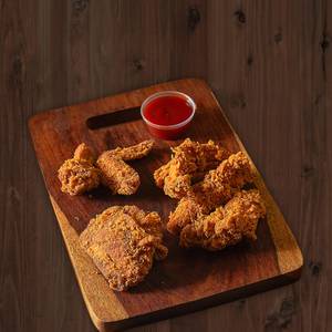 3 Pc Peri Peri Boneless Strips, 2 Pc Hot Wings & 1 Pc Hot & Crispy