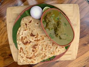Chapati With Chicken Chops
