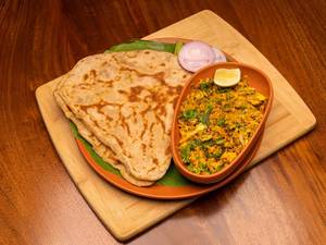 Chapati With Egg Bhurji