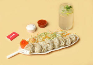 Veg Thin Crust Momo Wtih Mojito