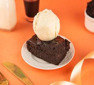 Hot Brownie With Ice Cream