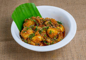 Bhaja Masla Aloo Dum