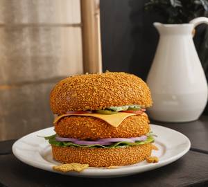 Paneer Kurkura Burger