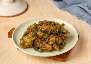 Boneless Amaravathi Pachi Mirchi Chicken Fry
