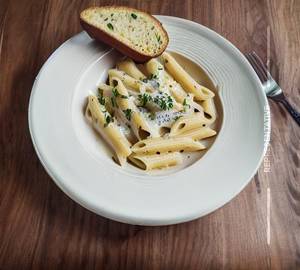 Penne Alfredo