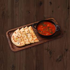 Aloo Sabji With Stuffed Kulcha 2 Pcs