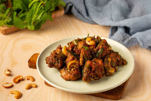 Boneless Kaju Kodi Pakodi