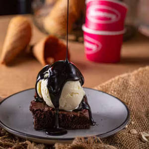 Brownie Earthquake Ice Cream