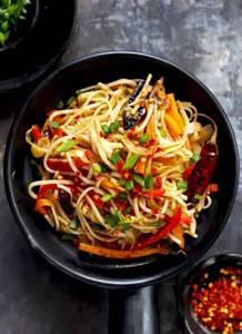 Chilli Garlic Noodles