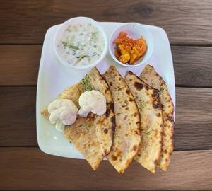 Gobi Paratha With Boondi Raita
