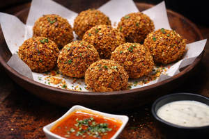 Veggie Kurkure Momos