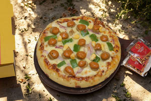 Tandoori Paneer Pizza