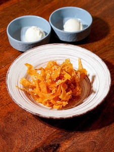 Honey Noodle With Ice Cream