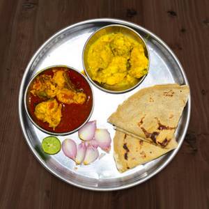 Chicken Do Pyaaza Thalis