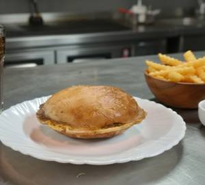 Tofu Chilli UFO Burger
