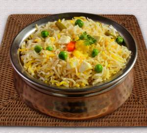 Paneer Dum Biryani With Gravy Veg