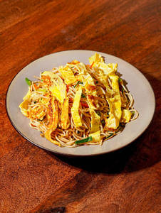 Egg Hakka Noodle