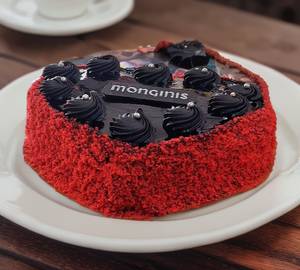 Red Heart Chocolate Small Cake [ 500 Grams]