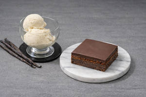 Single Scoop True Ice Cream + Choice Of Brownie