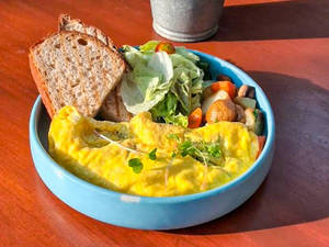 Mediterranean Omelette (3 Eggs)