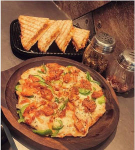 Comboo[Jamboo Veg Sandwich+Veg Pizza]