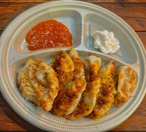 Veggie Peri Peri Momos