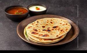 Aloo Pyaz Paratha