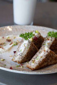 Pistachio Cranberry Sandwich