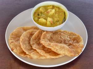 10 poori with Aloo masala
