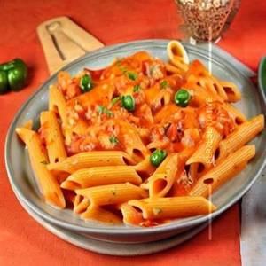 Chicken Pasta Red Sauce