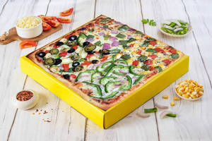 Veg Deluxe Square Pizza