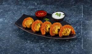 Veg Kurkure Momos
