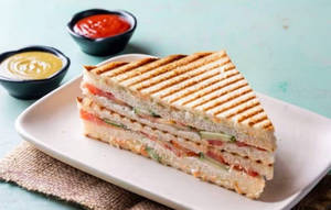 Cheese Tomato Grilled Sandwich (4pcs)