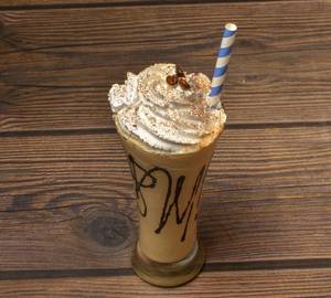 Cold Coffee With Vanilla Ice Cream